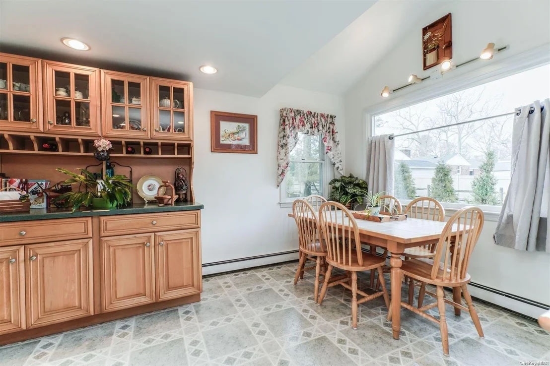 Photo of 55 Brook Lane