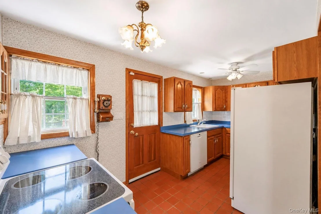 Photo of 44 Maple Drive