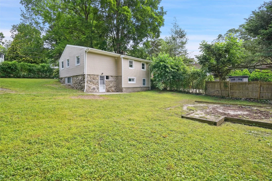 Photo of 45 Juniper Drive