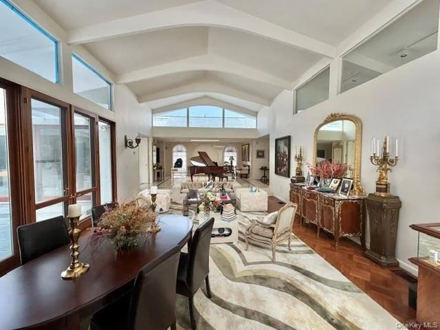 Photo of 247 Barrett Road