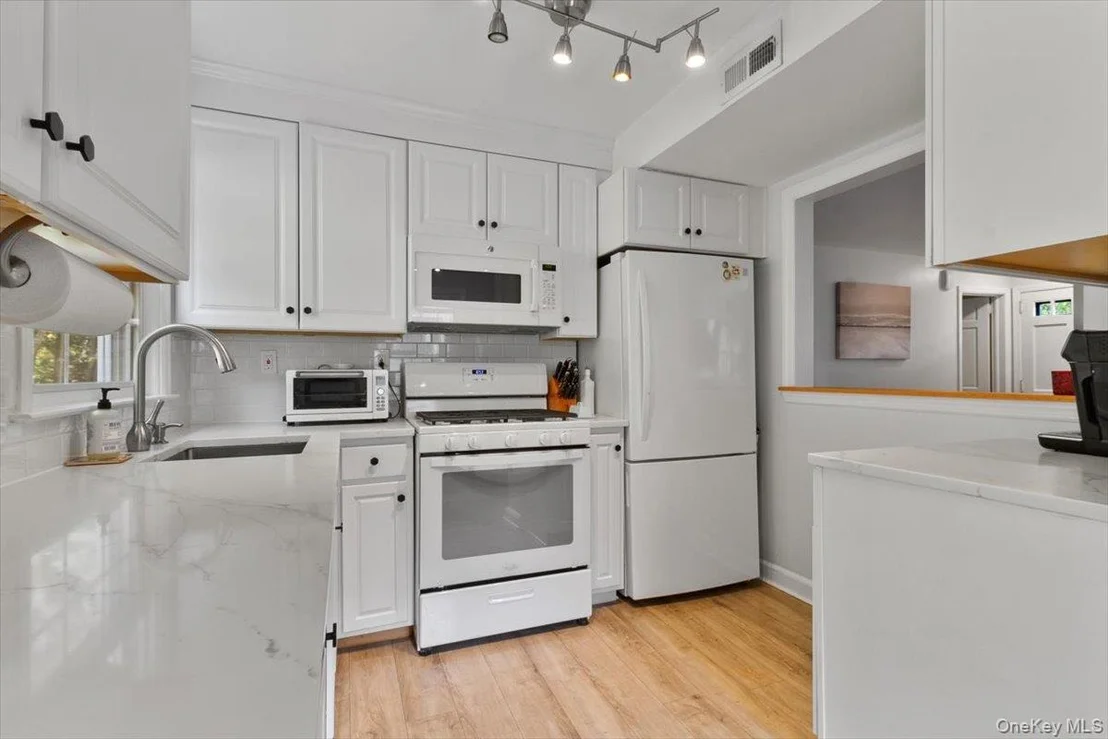 Photo of 150 Parkview Place
