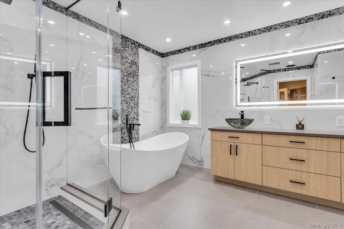 Photo of 21 Buttonwood Drive
