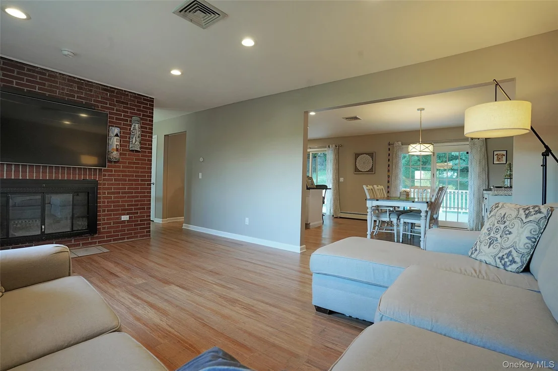 Photo of 16 Four Winds Drive