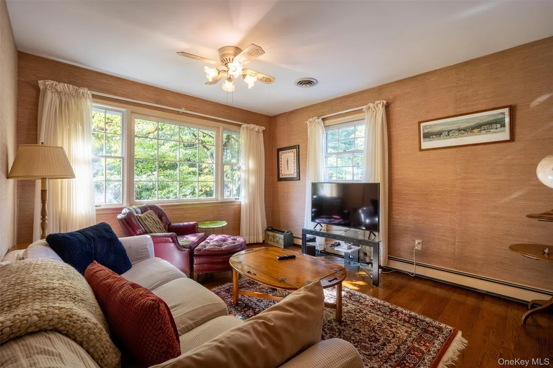Photo of 102 Stream Lane