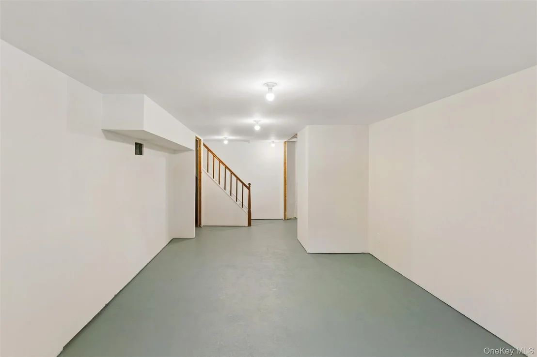 Photo of 15 Locust Road