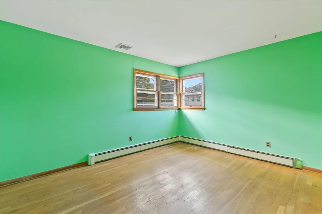 Photo of 156 2nd Street