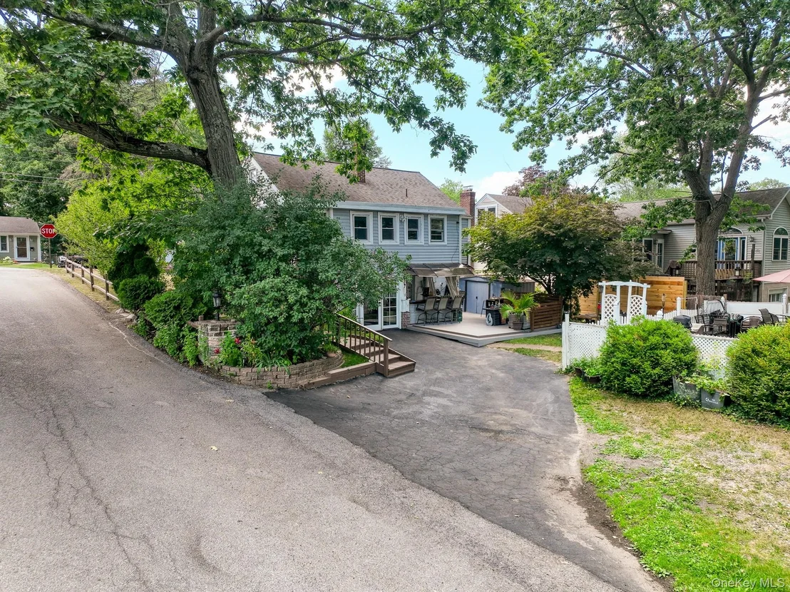 Photo of 64 Crestwood Boulevard