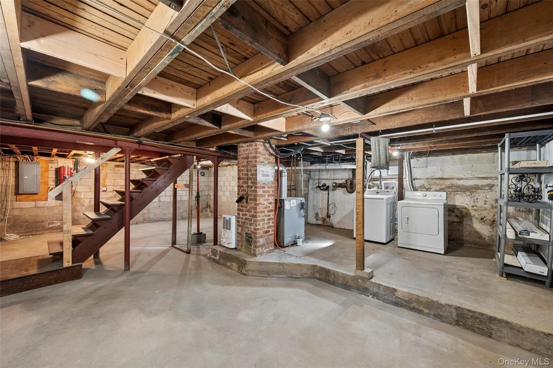 Photo of 57 Juniper Avenue