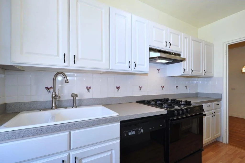 Photo of Unit 5A at 949 Palmer Road