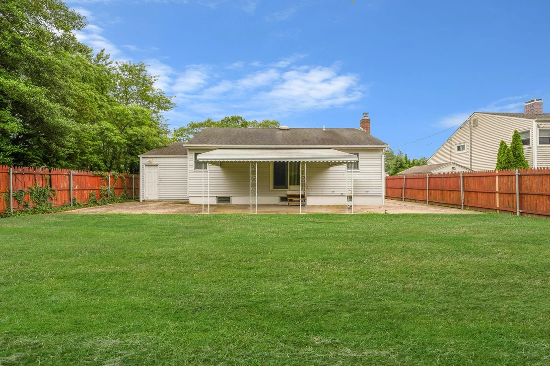 Photo of 781 Bermuda Road