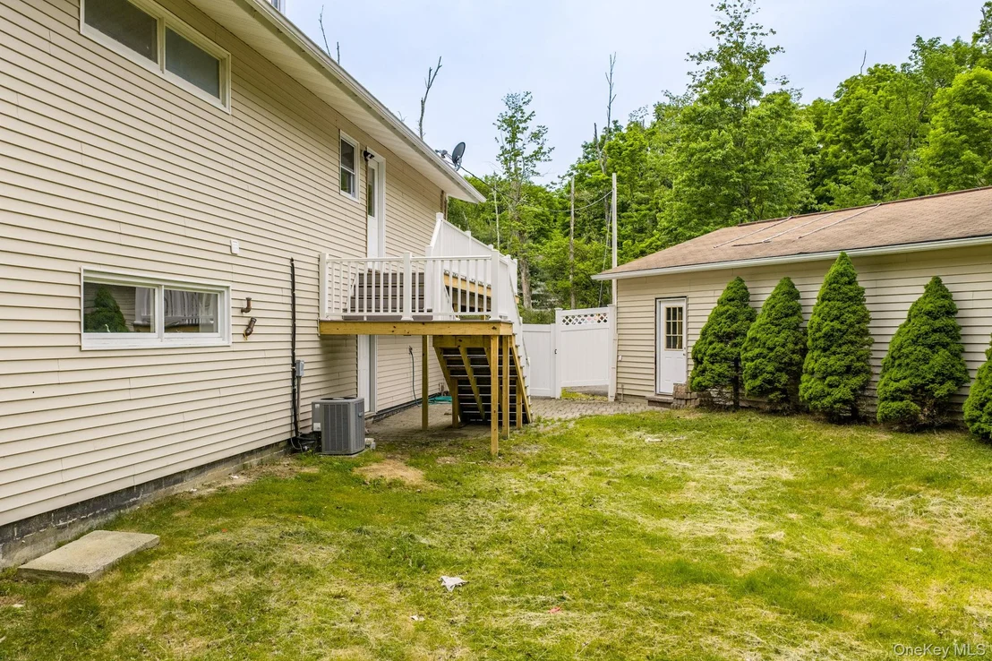 Photo of 225 Upper Road