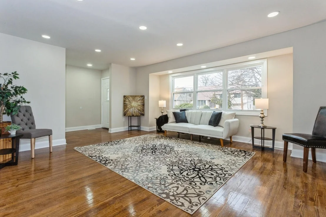 Photo of 141 Murray Drive