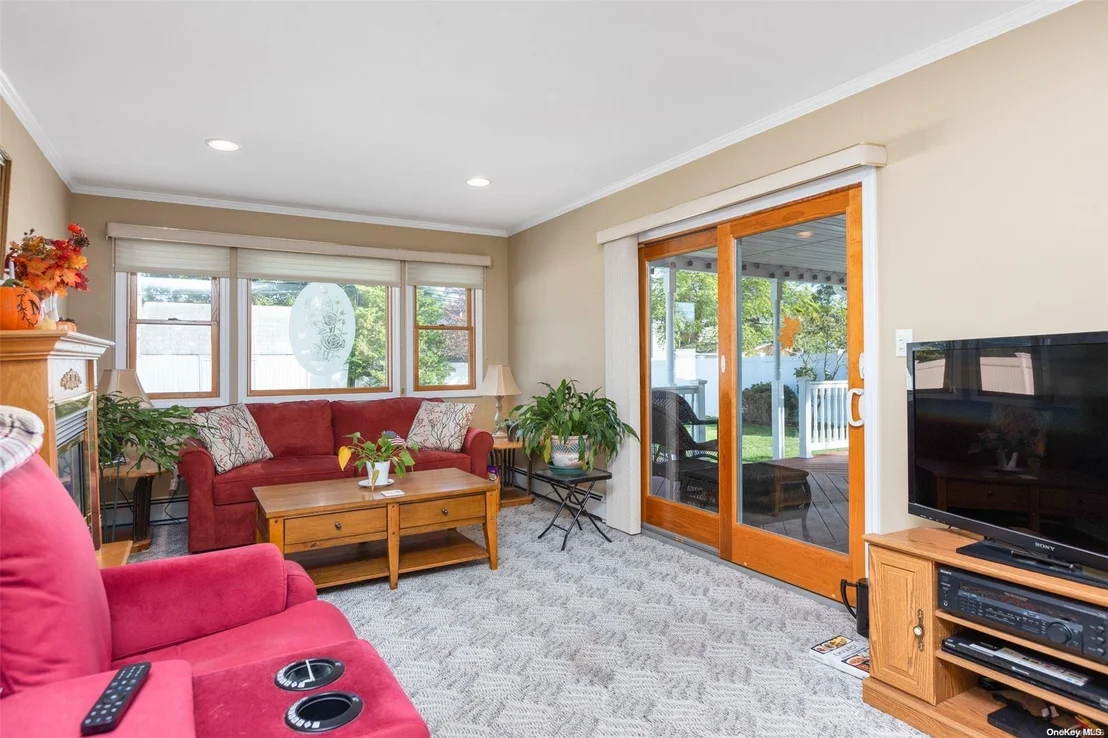 Photo of 350 Blacksmith Road W