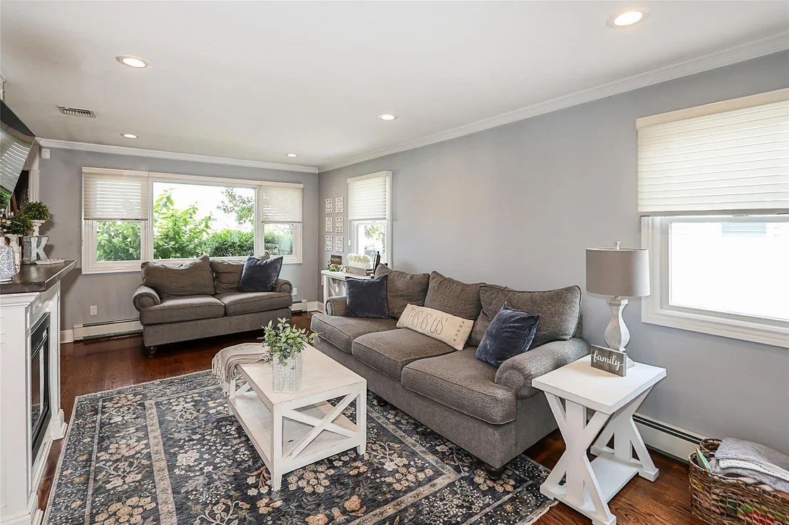 Photo of 175 Division Avenue