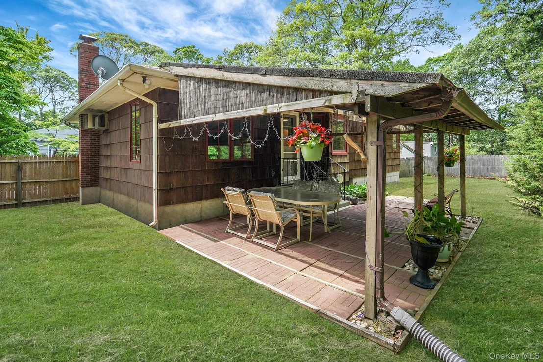 Photo of 29 Patchogue Road