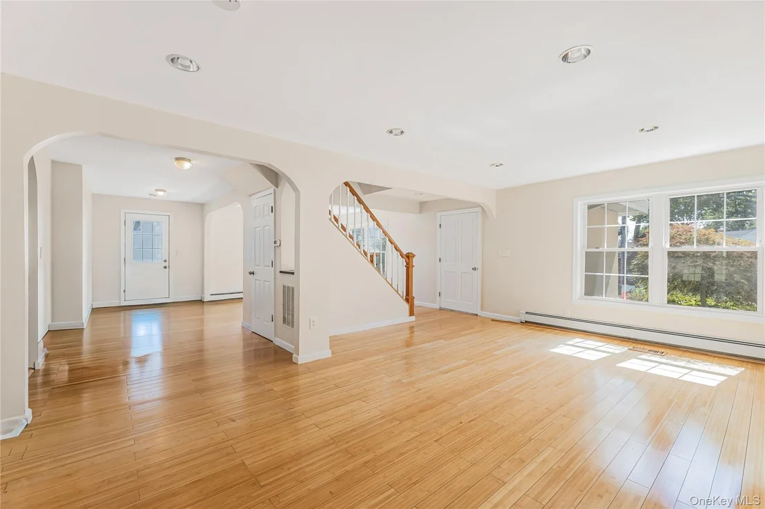 Photo of 397 Concord Road