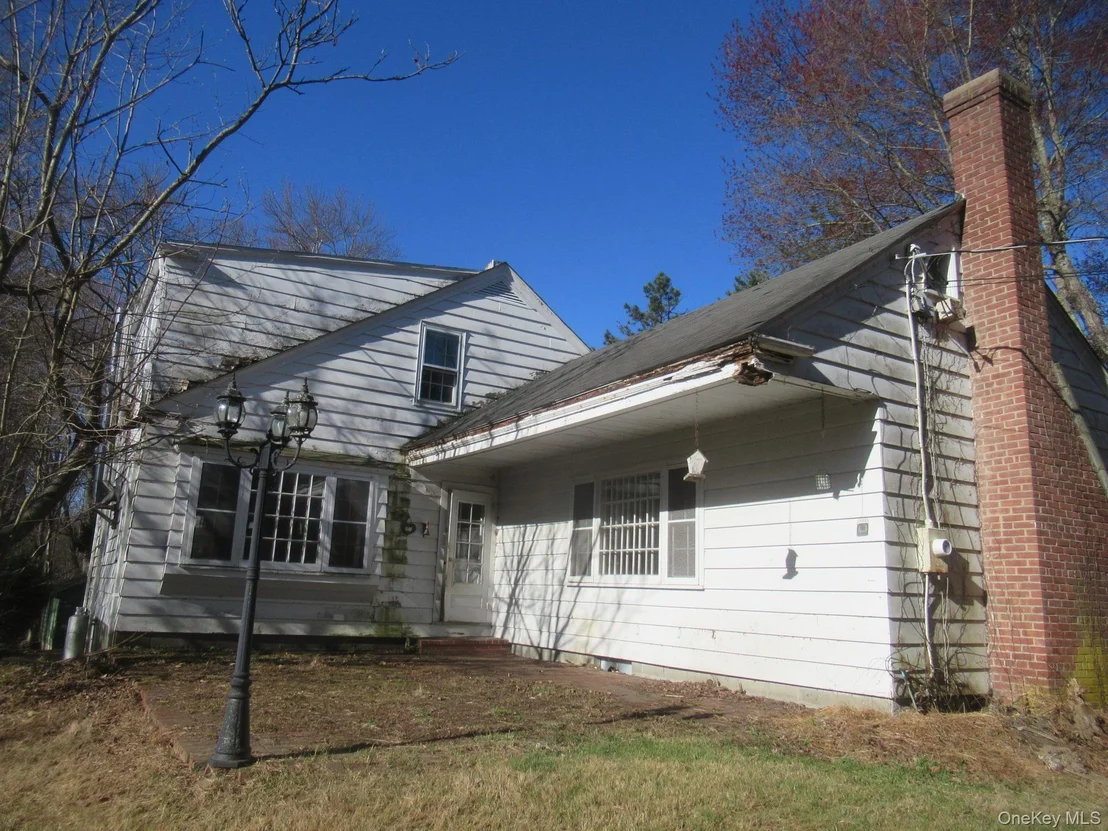 Photo of 2929 State Route 52
