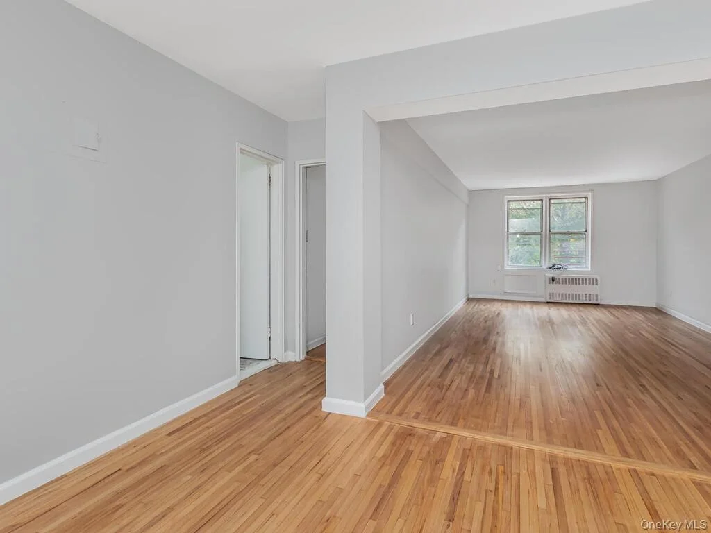 Photo of Unit 3F at 6535 Broadway