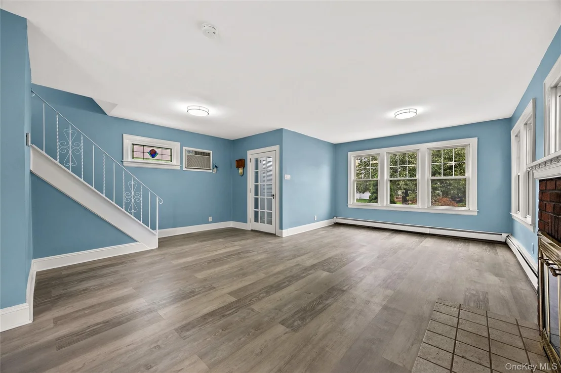 Photo of 425 Marcellus Road