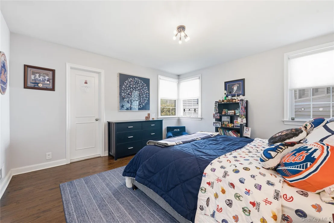Photo of 6 Spruce Hollow