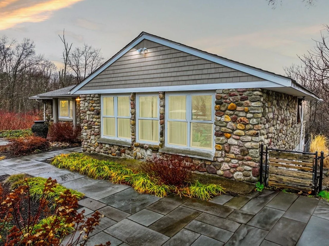Photo of 538 Angola Road