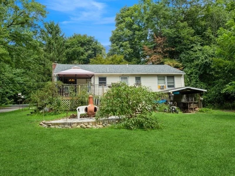 Photo of 508 Noxon Road