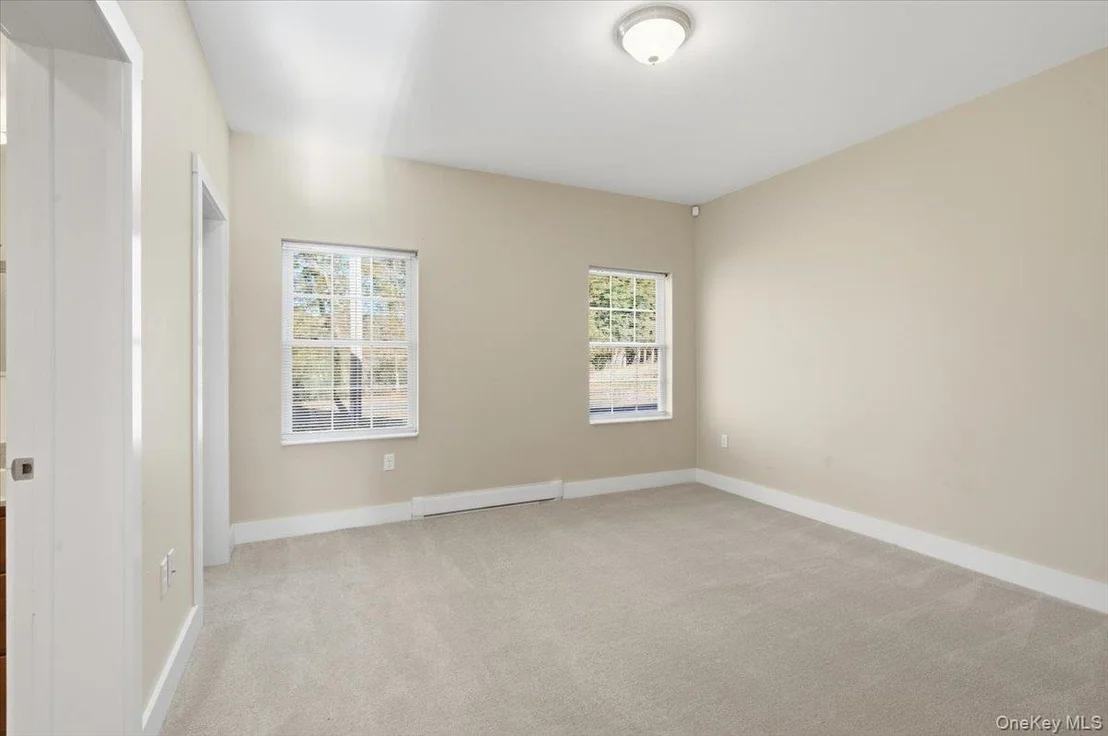 Photo of 20 Mansion Drive