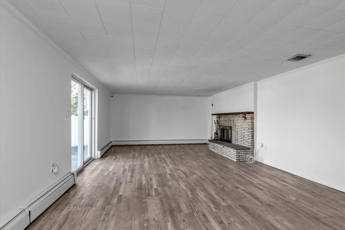 Photo of 16 Beverly Road