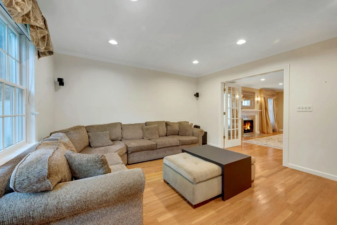 Photo of 4 Longview Drive