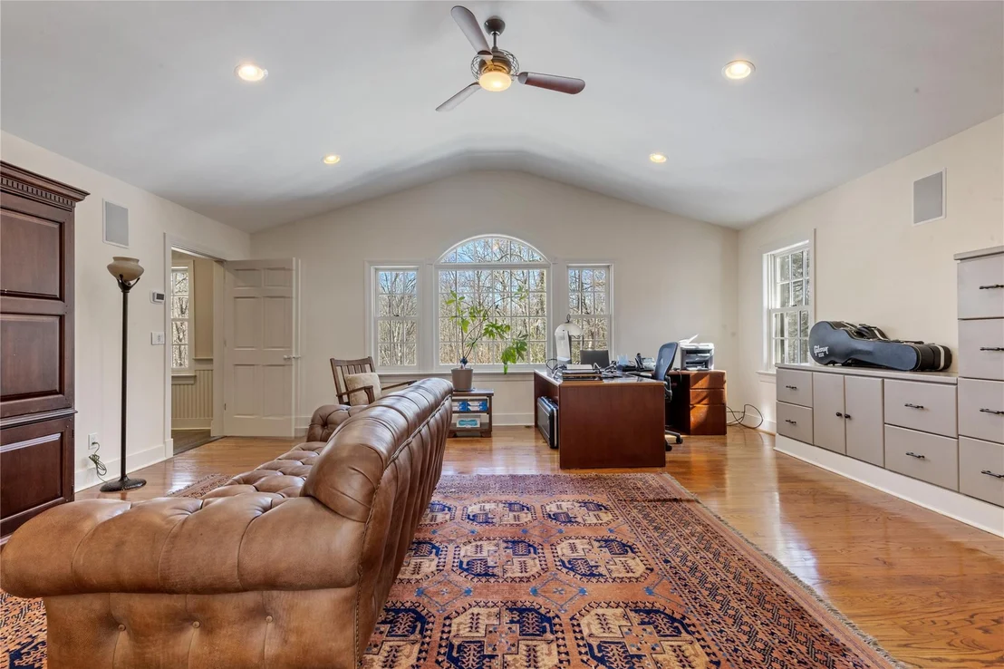 Photo of 12 Fox Ridge Road