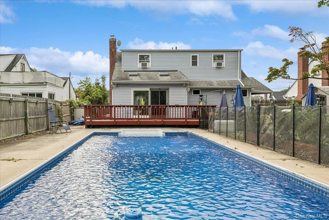 Photo of 27 Mell Drive