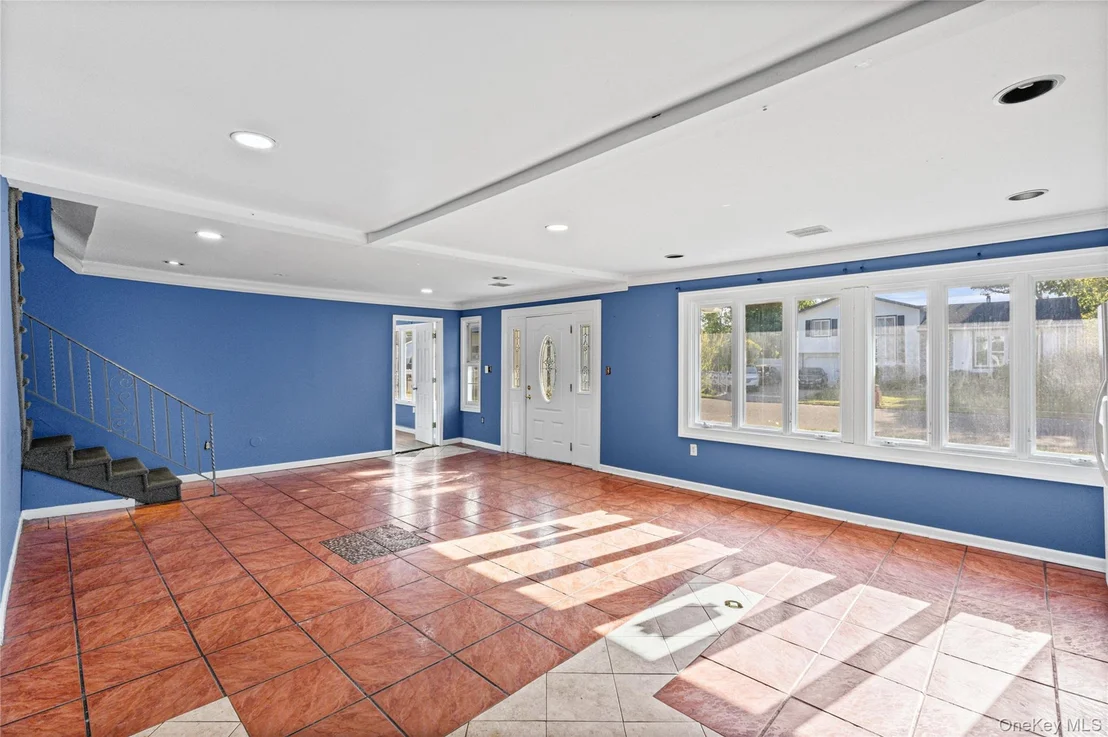 Photo of 147 Branch Avenue