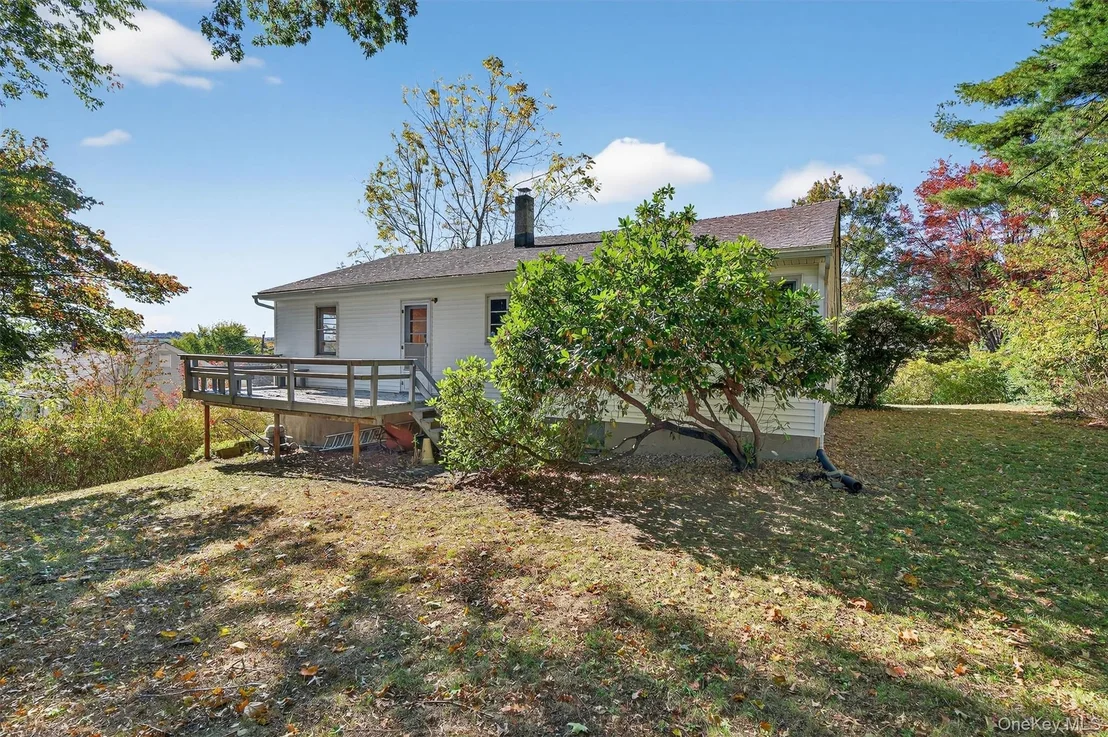 Photo of 12 Mid Oaks Drive