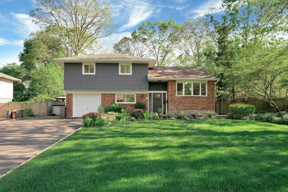 Photo of 24 Harvard Lane