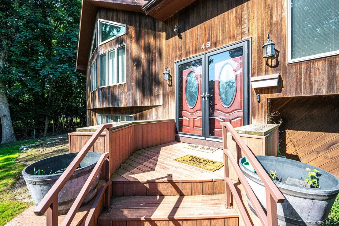 Photo of 48 Oak Avenue