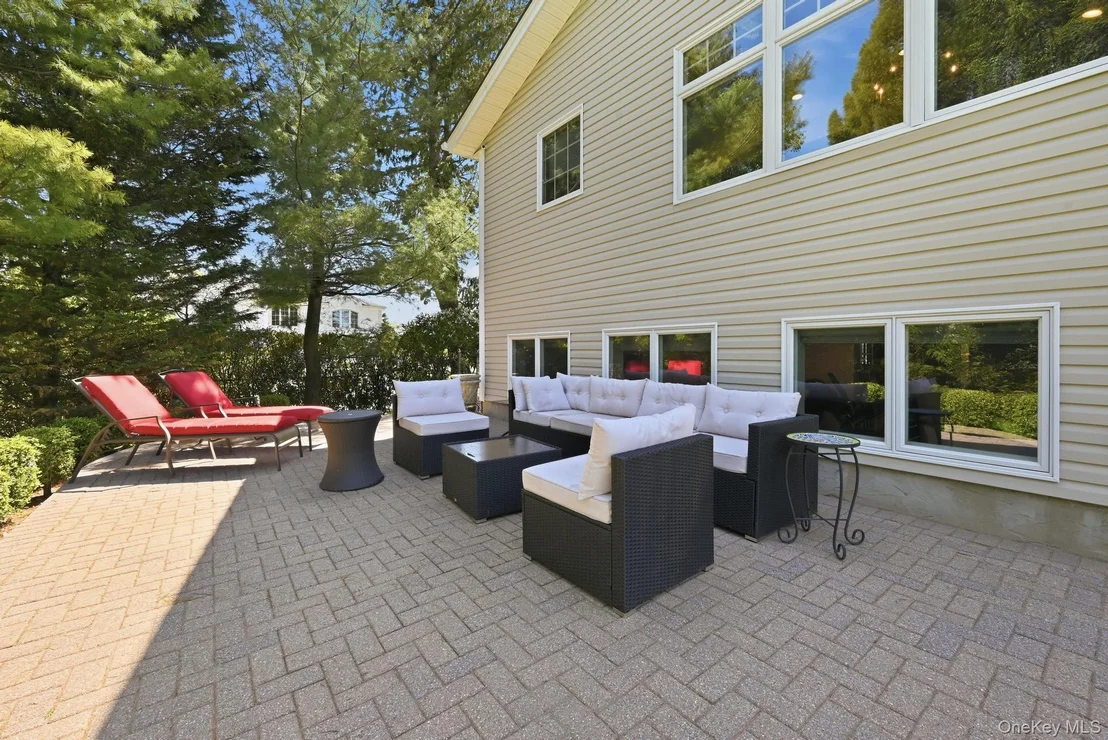 Photo of 8 Herkimer Avenue