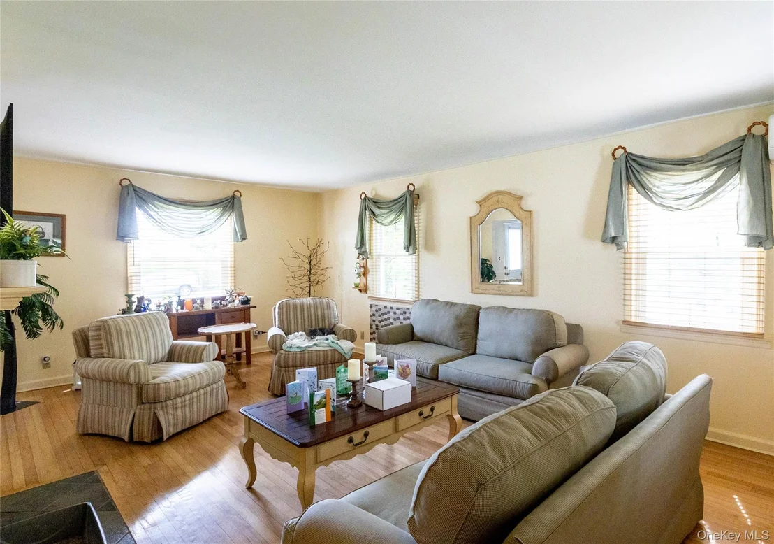 Photo of 90 Sunset Road