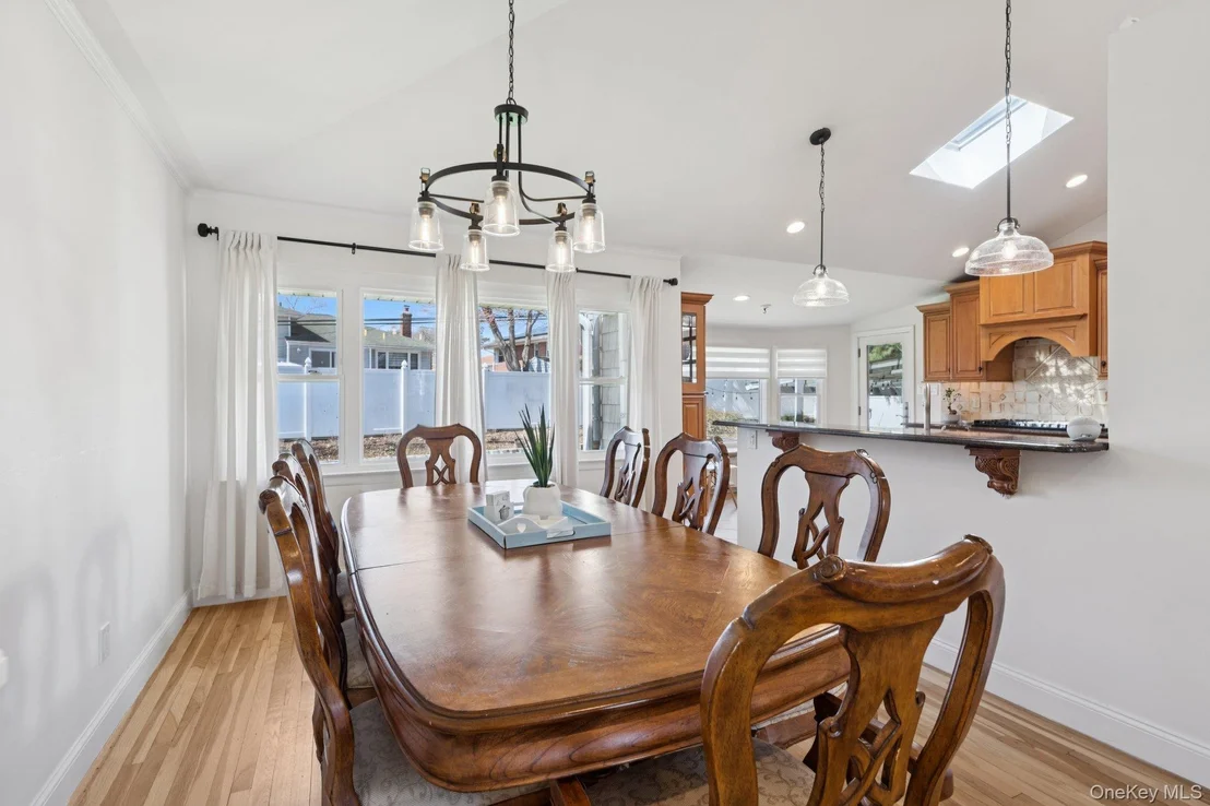 Photo of 15 Wayland Road