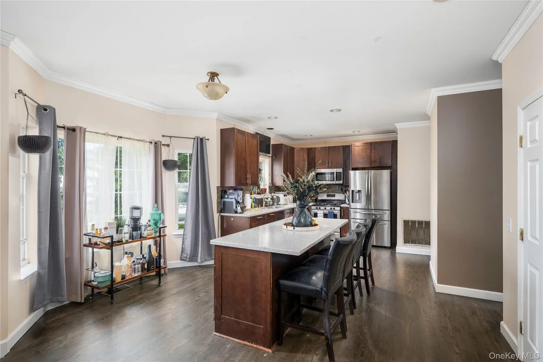 Photo of 8 Cedardale Loop