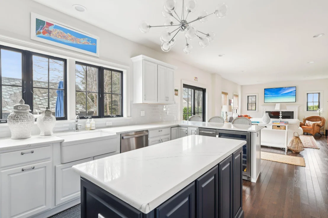 Photo of 38 Baycrest Avenue