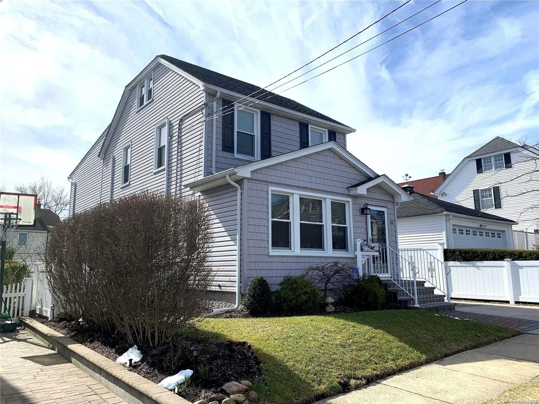 Photo of 32 Franklin Street