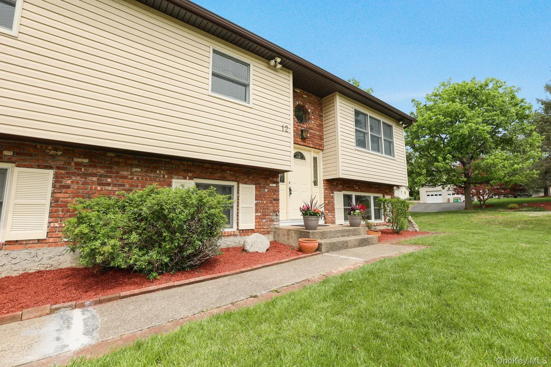 Photo of 12 Carnation Drive