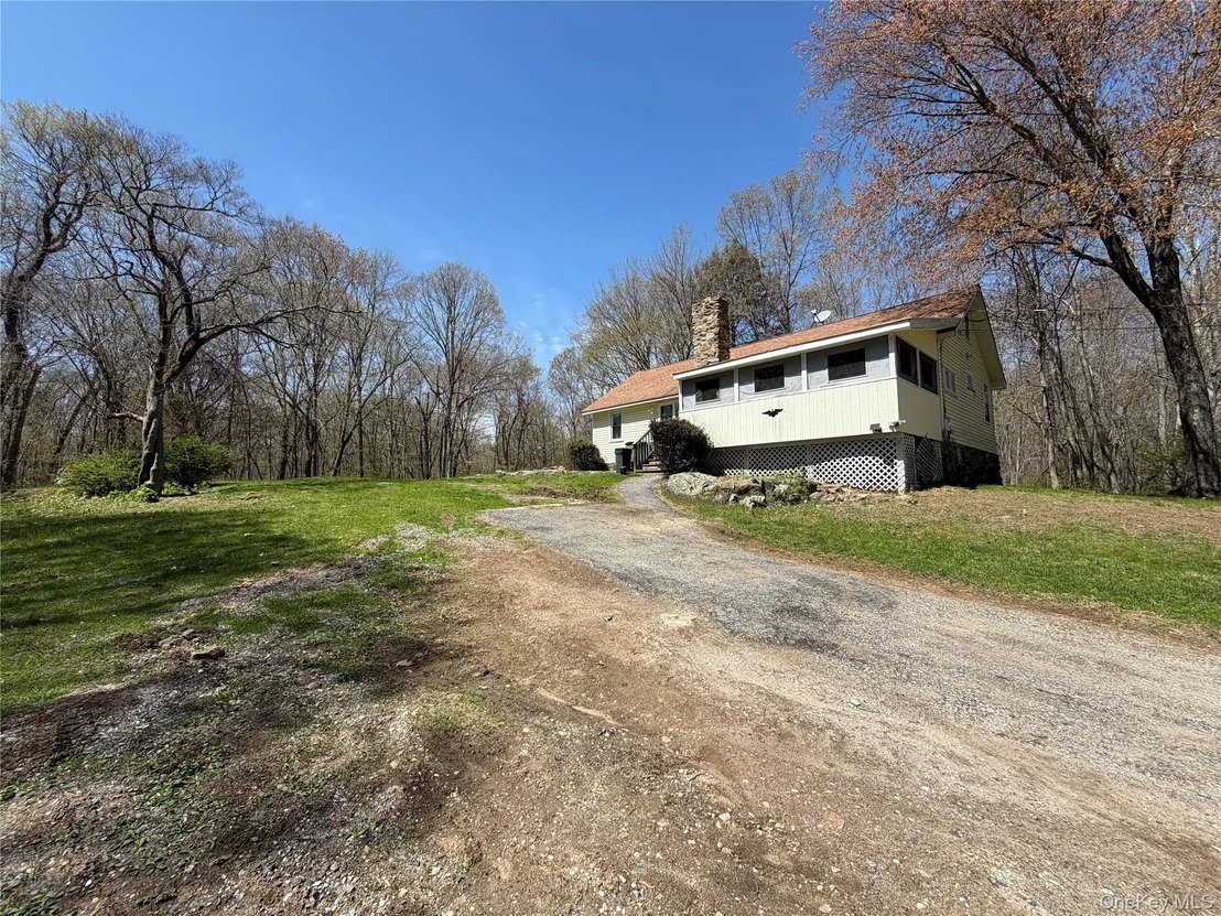 Photo of 450 Haviland Drive