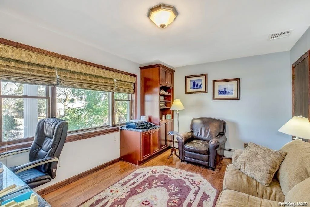 Photo of 8 Wesleyan Road