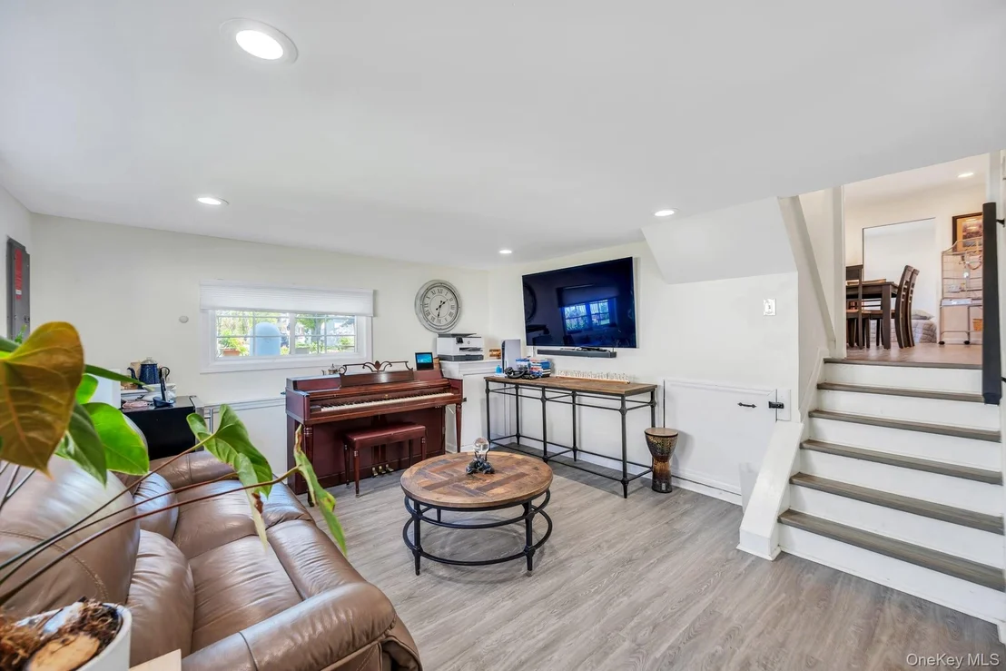 Photo of 33 Wiltshire Drive