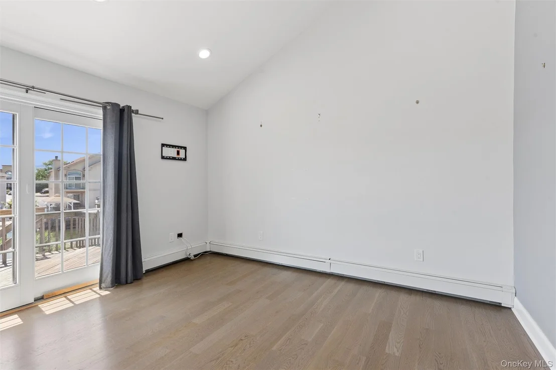 Photo of 161 Barbara Road