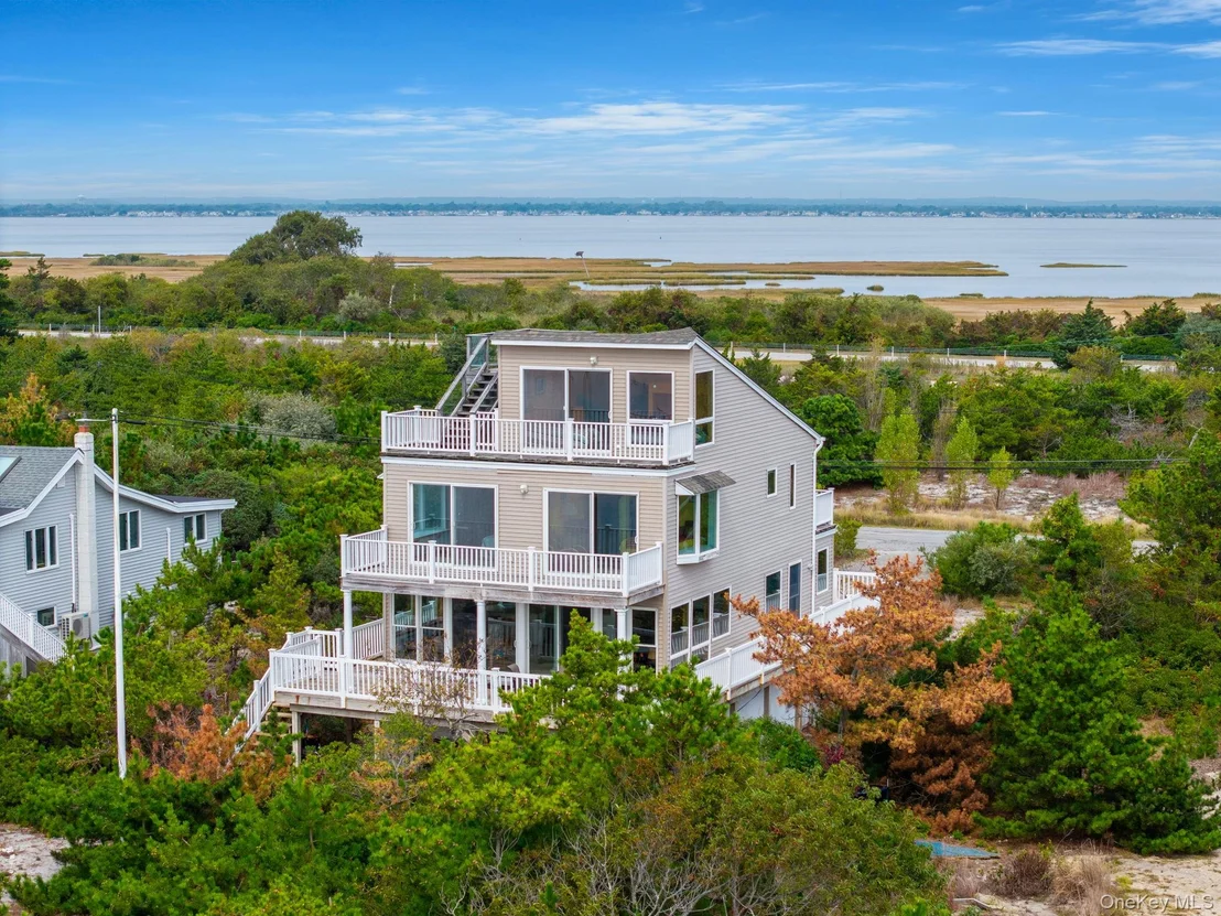 Photo of 240A Oak Beach Road
