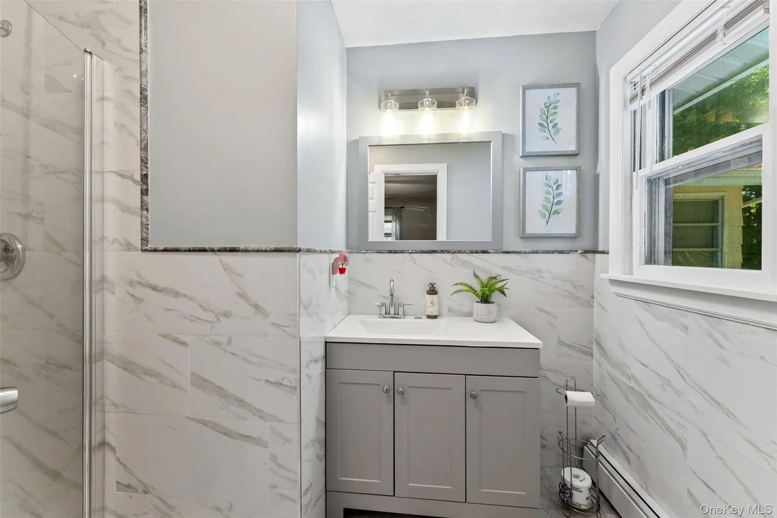 Photo of 182 Geymer Drive