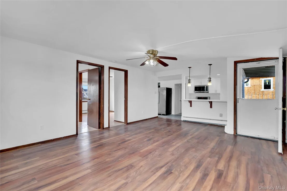 Photo of 31 Bluespruce Road