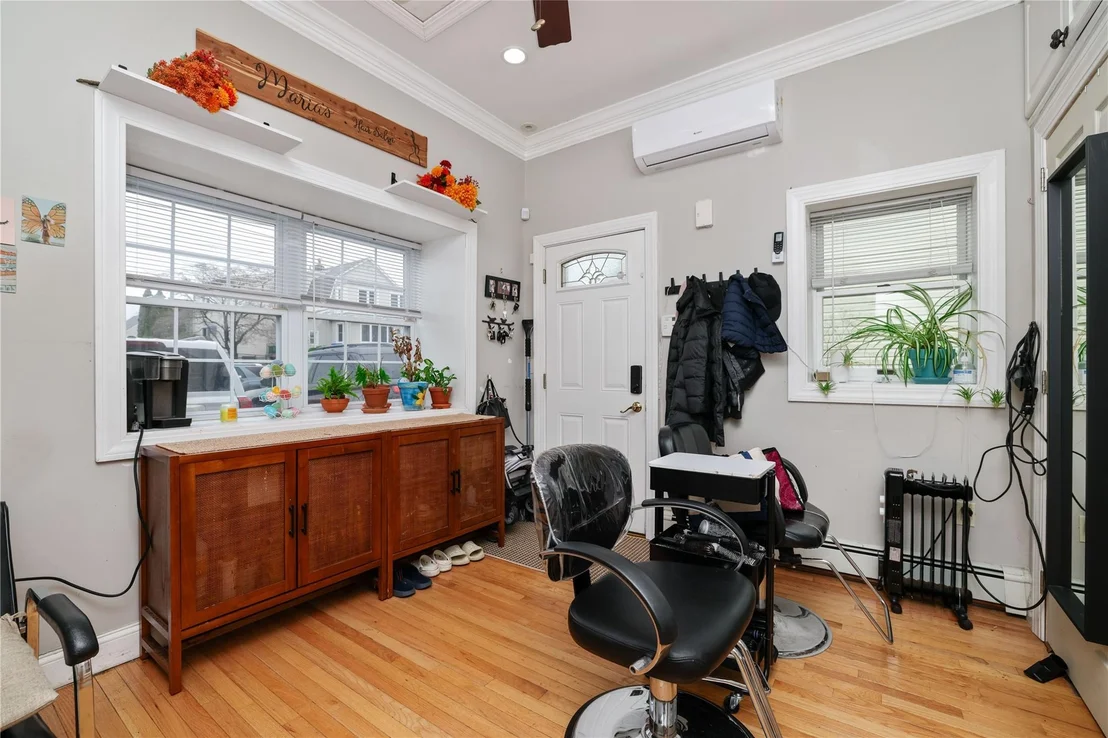 Photo of 231 Doris Avenue
